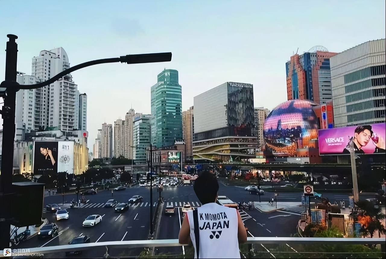 一生坎坷，一生传奇，请听听桃田贤斗的故事